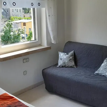 Mansardenwohnung Waldblick * ליכטנשטיין